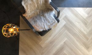 Floer Walvisgraat PVC Orka Onbehandeld