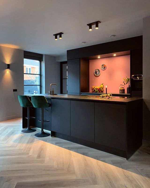 Hoe-creeer-je-een-eclectisch-interieur-woonstijl-inrichting-vloeren-vloer-floertube-walvisgraat-pvc-vloer-xl-visgraat