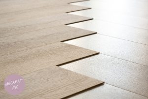 Floer-PVC-à-Bâton-Rompu-XL-PVC-MEGAMAT-comparaison