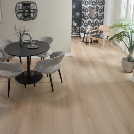 PVC-Manoir-Floer-Chêne-Brun-Clair-salon-2
