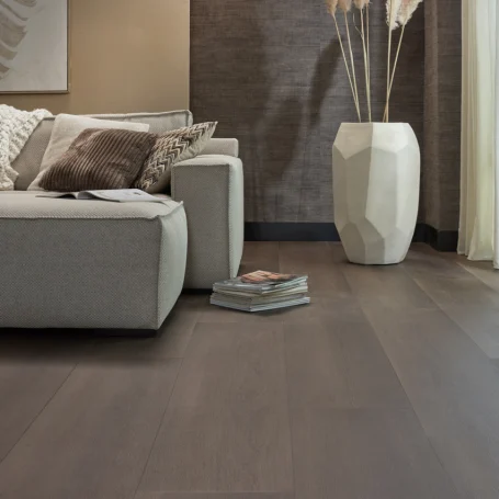 PVC-Manoir-Floer-Chêne-Foncé-salon-11