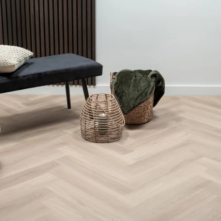 PVC-à-Clic-en-Bâton-Rompu-Floer-Chêne-Pur-ambiance-avant