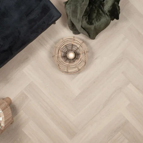 PVC-à-Clic-en-Bâton-Rompu-Floer-Chêne-Pur-ambiance-topdown